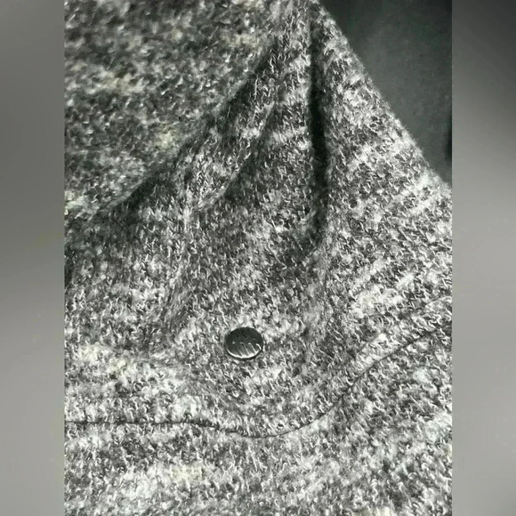 Zella Cardigan, size small - Picture 6 of 10